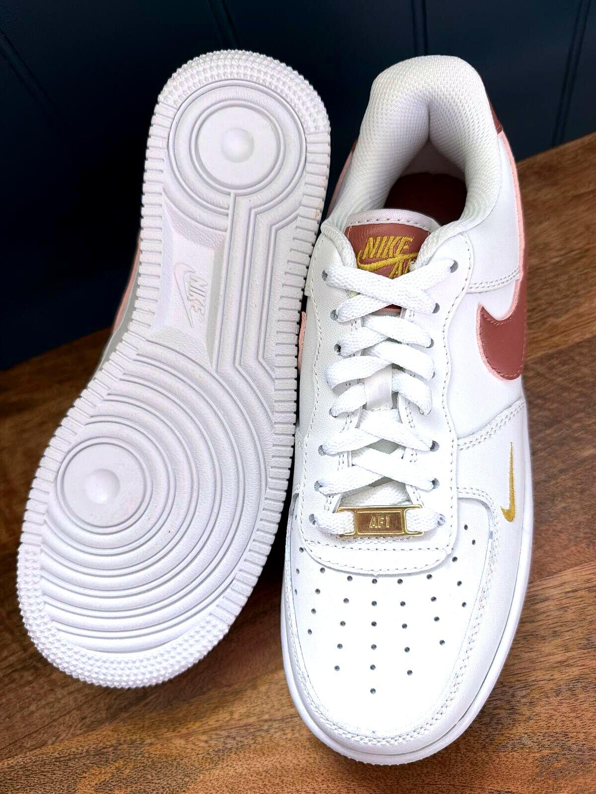 Women's Nike Air Force 1 Low Leather Trainers In White/Gold - UK5.5 - 3541