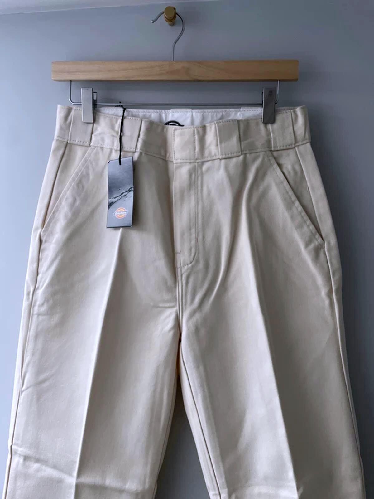 Women’s Dickies Elizaville Straight Leg Trousers In Cream - W28/L29 - 3004