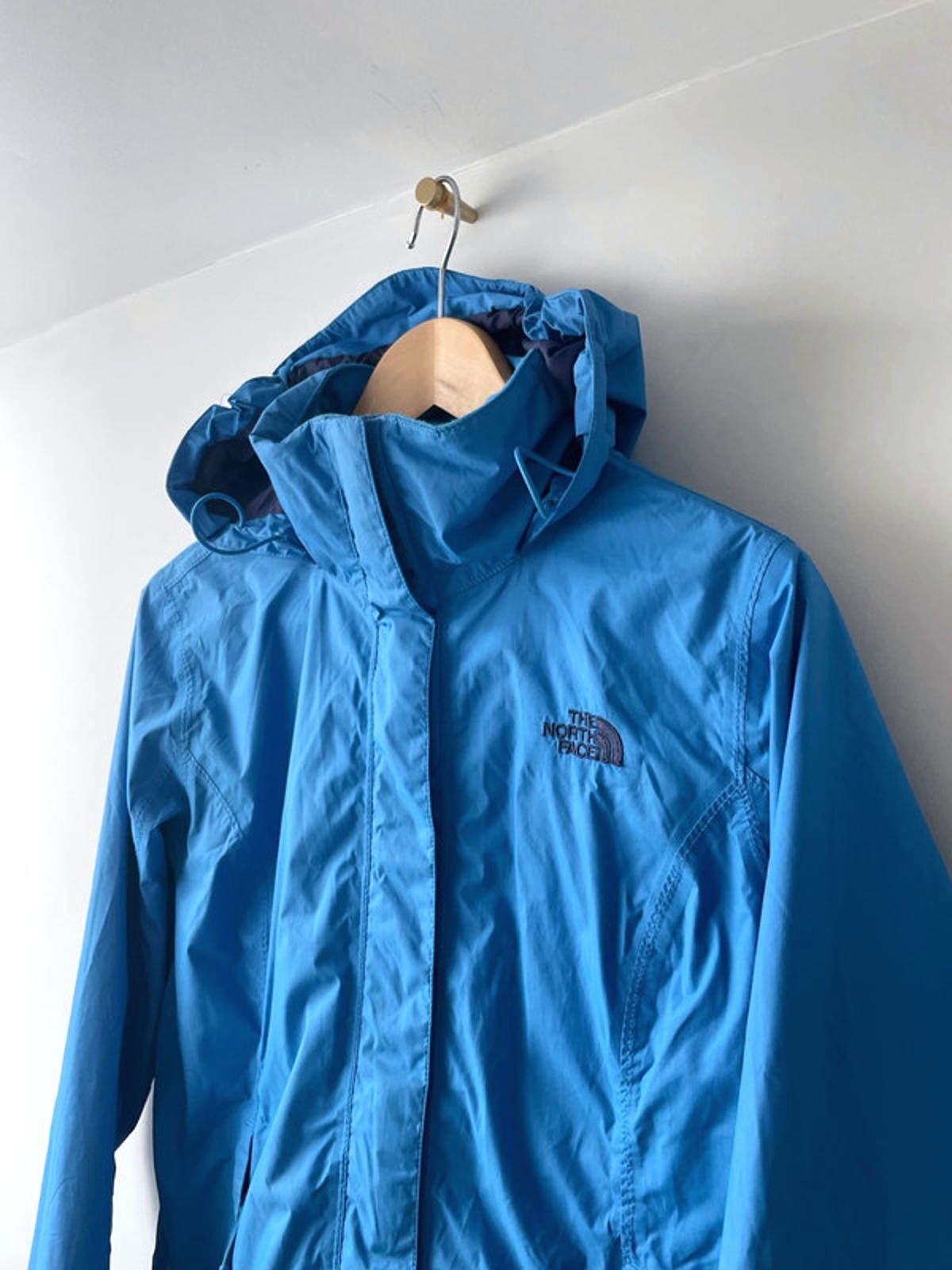 Women’s The North Face Dryvent Hooded Waterproof Jacket Coat - Small - 2110