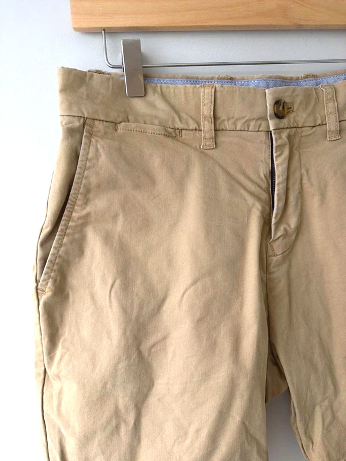 Mens Tommy Hilfiger Classic Fit Chino Shorts In Beige - W30 - 3258