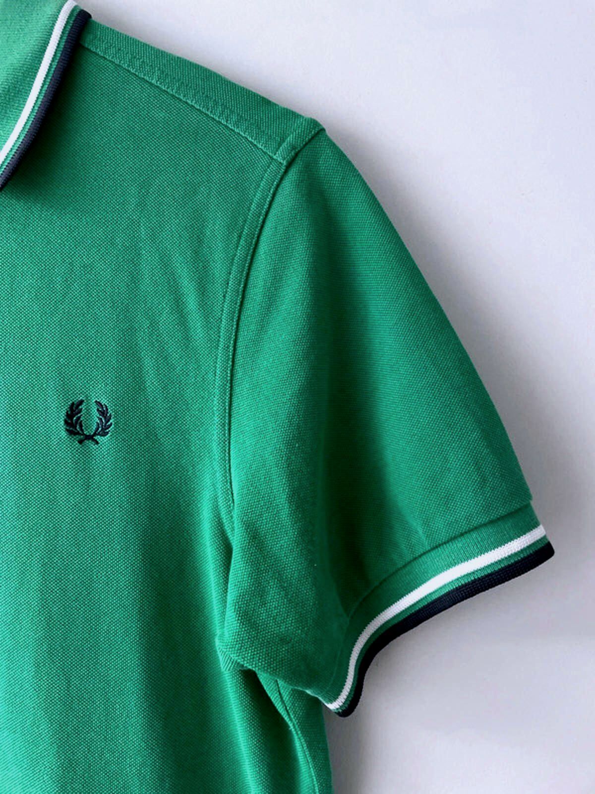 Men’s Fred Perry Short Sleeve Classic Polo Top In Green - Small - 1905
