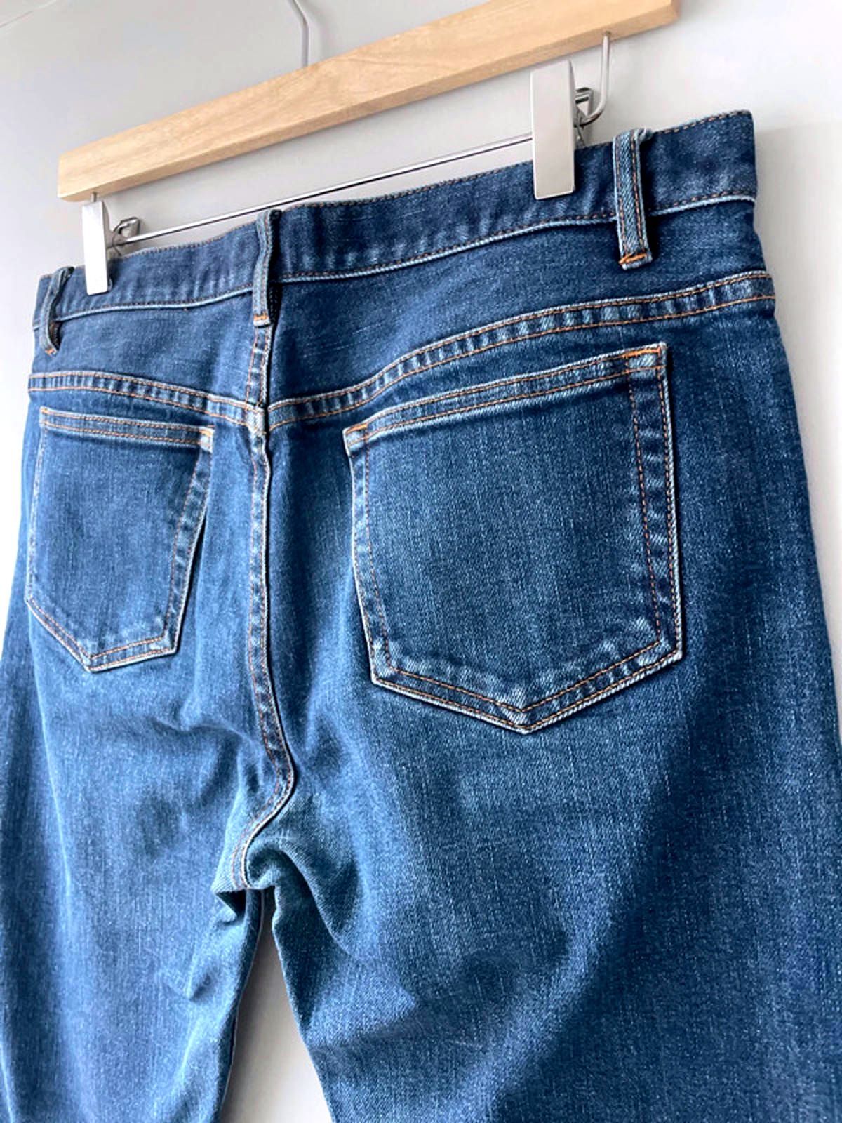 Men's A.P.C New Standard Straight Cut Jeans In Navy - W33/L28 - 2530