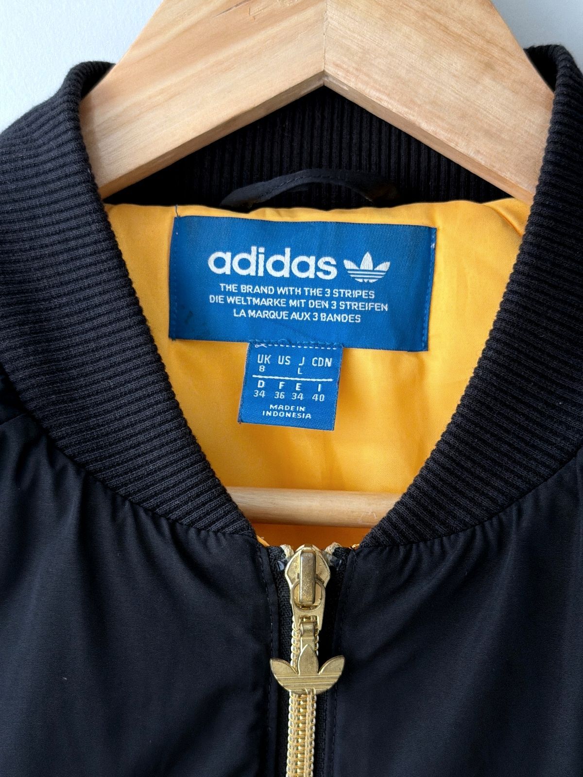 Women’s Adidas Padded Bomber Jacket In Black - Uk8 - 3673
