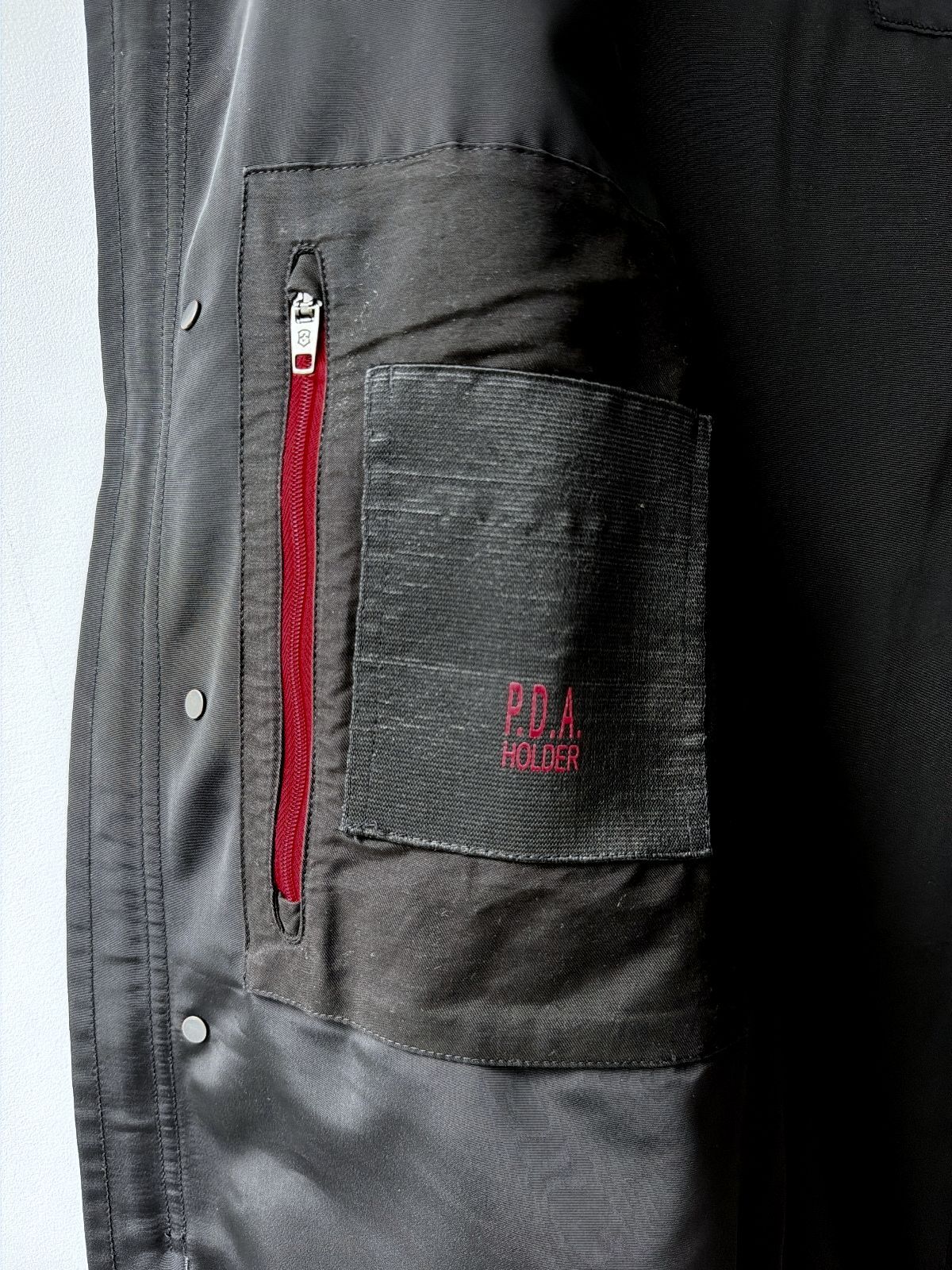 Men’s Victorinox Parka Jacket With Removable Hood In Black - Small - 3658